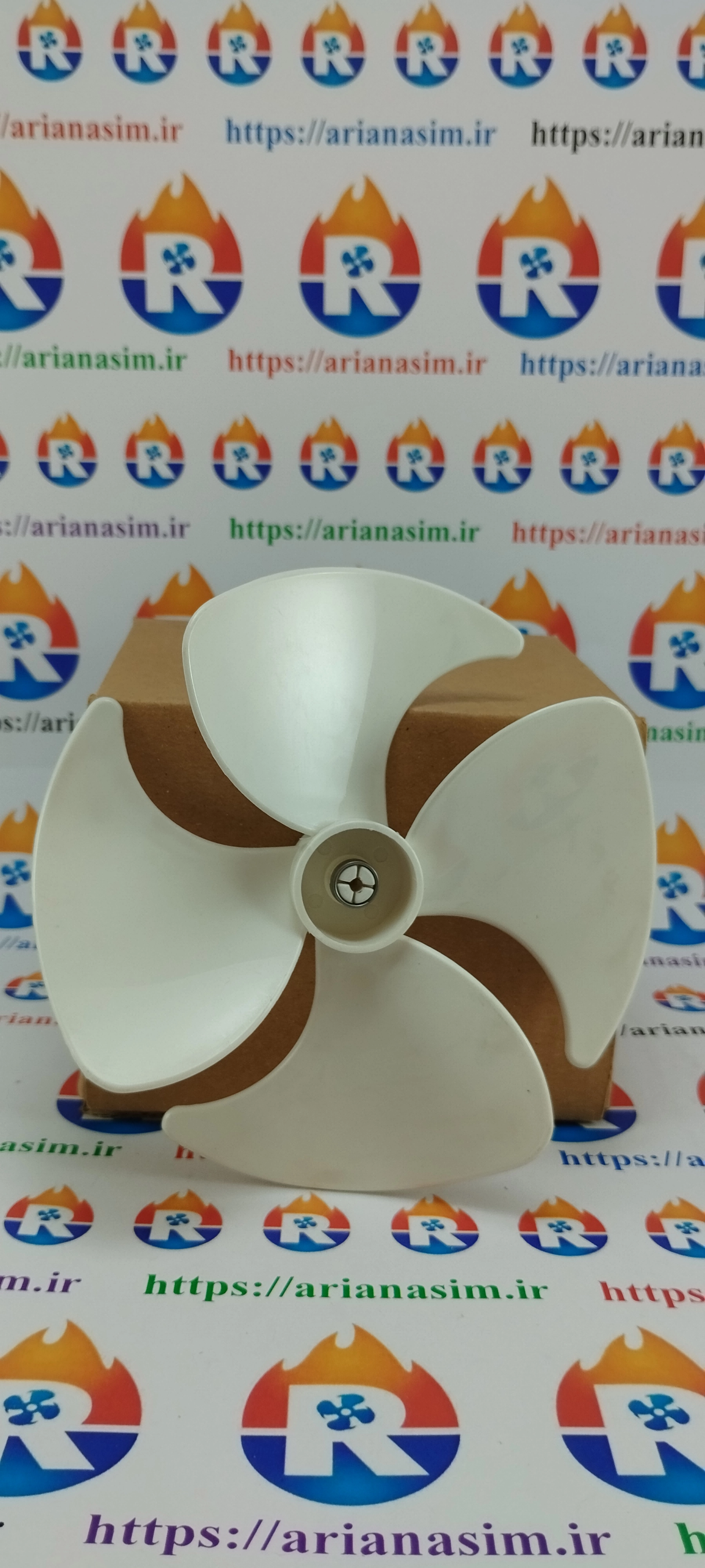 پروانه فن