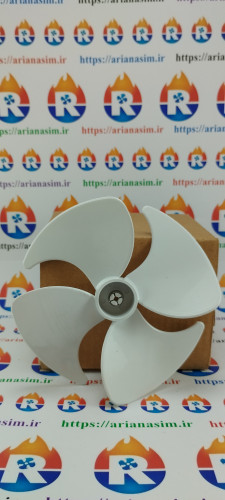 پروانه فن