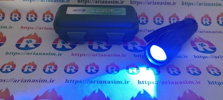 نشت یاب یو وی